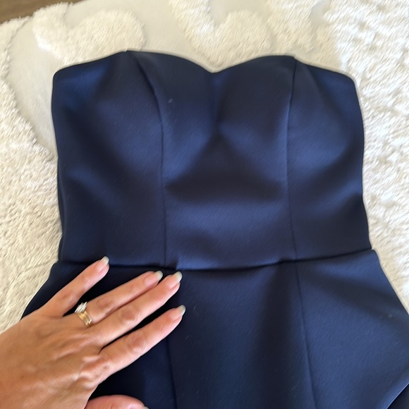 Prom dress size 1 strapless navy blue scuba like evening gown w/ peplums on hips - Picture 6 of 11